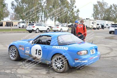 media/Jan-15-2023-CalClub SCCA (Sun) [[40bbac7715]]/Around the Pits/